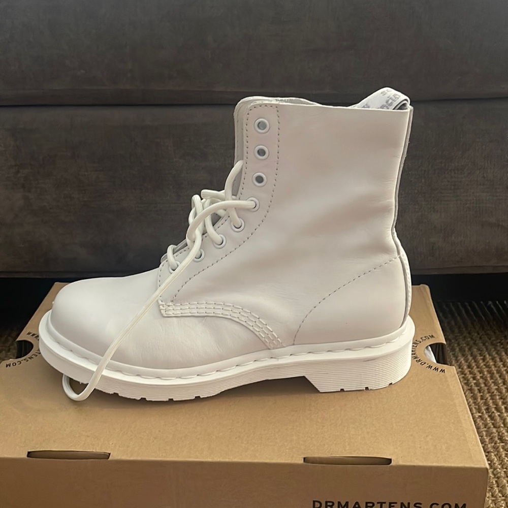 Brand new in box white dr martens